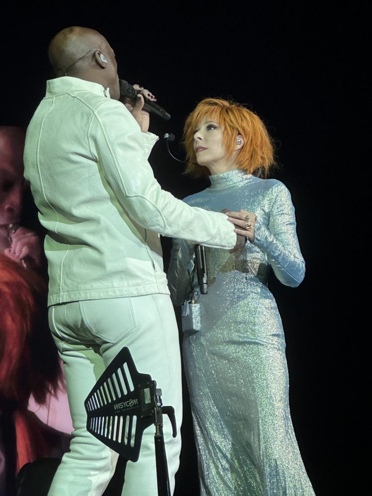 Seal et Mylène Farmer au Stade de France le 27 septembre 2024 chantent Les mots sur la tournée Nevermore