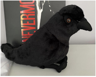 Merchandising Nevermore - Peluche Corbeau - Photo : Ph Ma Facebook Mylene.Net